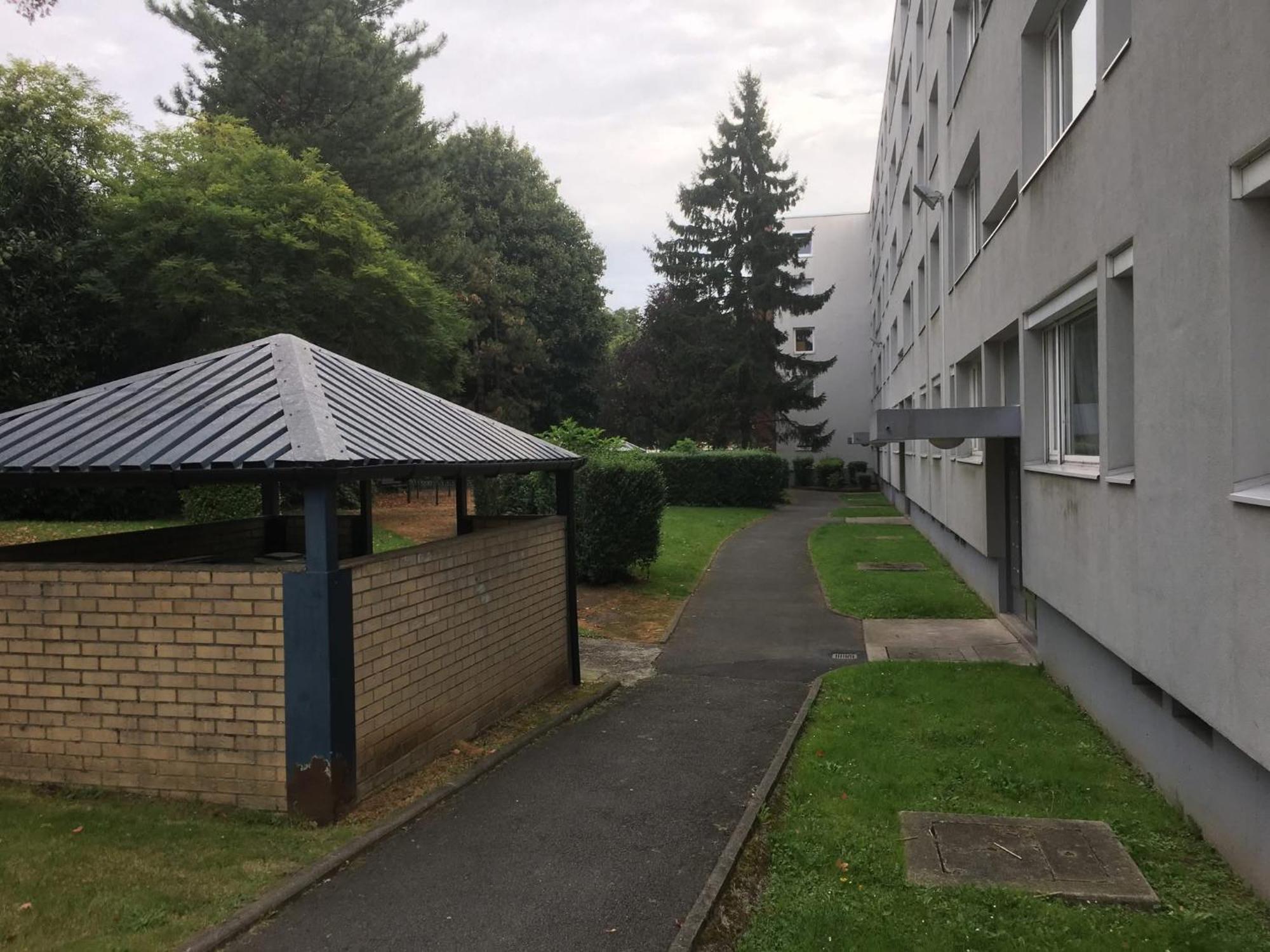 Au Petit Bonheur Imprevu Lejlighed Douai Eksteriør billede